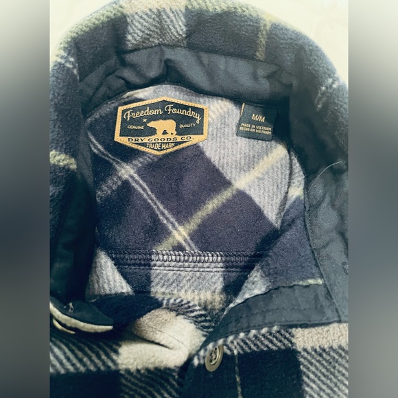 DRY GOODS FREEDOM FOUNDRY MENS LIGHTWEIGHT PLAID LONG SLEEVES POCKETS  MED NWOT - Picture 3 of 4